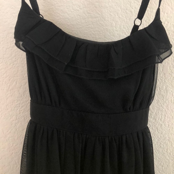 Black summer dress. - Picture 2 of 4